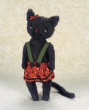 Grey Furred Poka Cat a Tonni Bear by Marjan Jorritsma